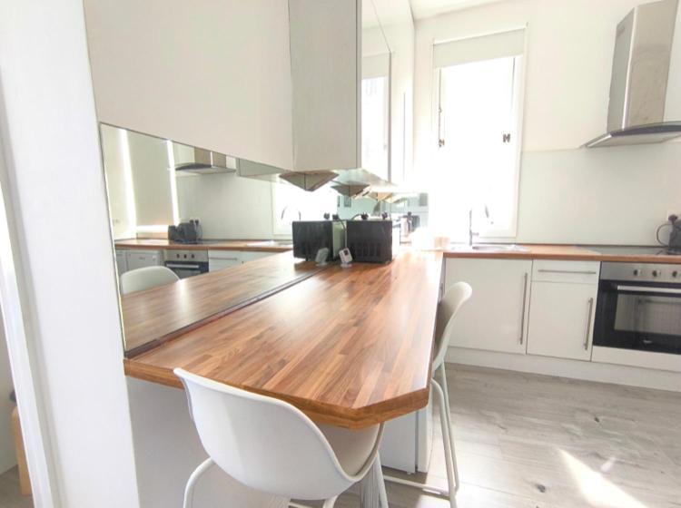 Bright Chiswick Apartment - Great Location Londres Exterior foto